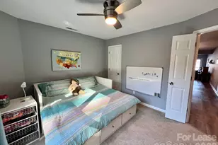 366 Northwest Dr, Davidson, NC 28036 - Photo 4