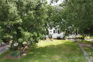909 Drummond Ave, Charlotte, NC 28205 - Photo 2