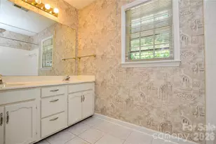 9604 Stanton Green Ct, Charlotte, NC 28277 - Photo 32