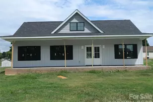 5096 Bloomfield Estates SW, Granite Falls, NC 28630 - Photo 2
