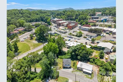 144 E Howard Street, Tryon, NC 28782 - Photo 36