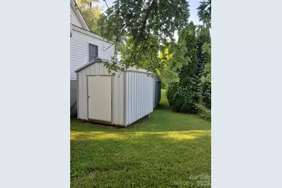 344 W Haywood Street, Asheville, NC 28801 - Photo 10