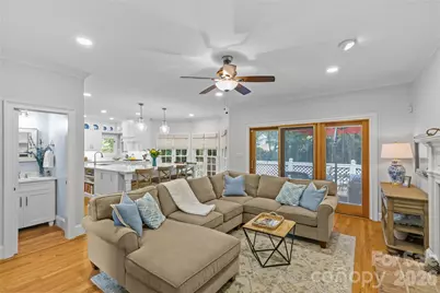 3616 Deruyter Circle, Charlotte, NC 28269 - Photo 10