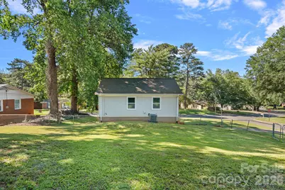 5662 Coulee Place, Charlotte, NC 28217 - Photo 18