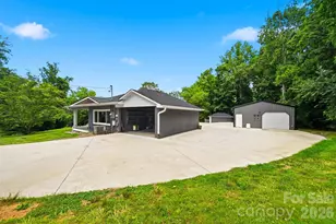 313 Italy St NE, Valdese, NC 28690 - Photo 36