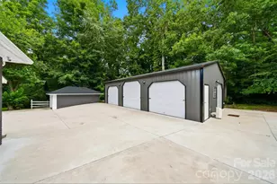 313 Italy St NE, Valdese, NC 28690 - Photo 40