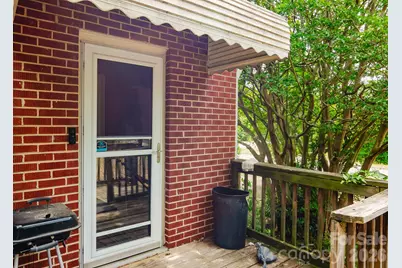 303 Myrtle Avenue, Hamlet, NC 28345 - Photo 4