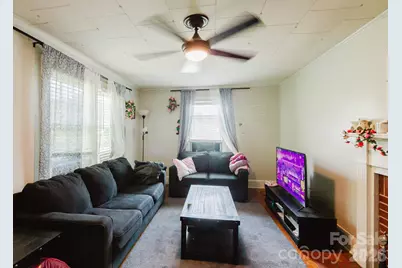 303 Myrtle Avenue, Hamlet, NC 28345 - Photo 12