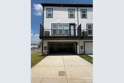 2143 Hawksworth Lane, Charlotte, NC 28262 - Photo 2