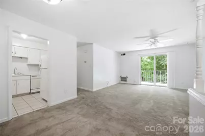 7984 Shady Oak Trail #189, Charlotte, NC 28210 - Photo 4