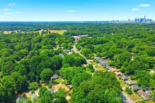 2621 Springway Dr, Charlotte, NC 28205 - Photo 16