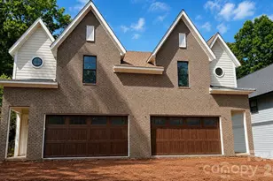 2621 Springway Dr, Charlotte, NC 28205 - Photo 2