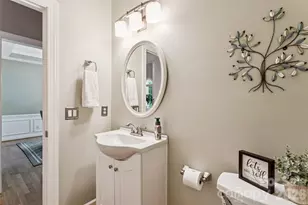 5529 Fairvista Dr, Charlotte, NC 28269 - Photo 24