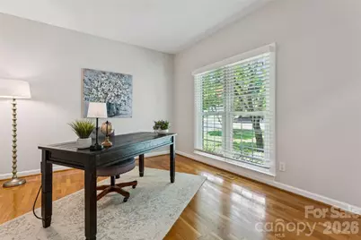 5529 Fairvista Drive, Charlotte, NC 28269 - Photo 4