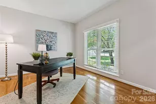 5529 Fairvista Dr, Charlotte, NC 28269 - Photo 4