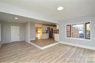 9313 Trinity Road, Charlotte, NC 28216 - Photo 16