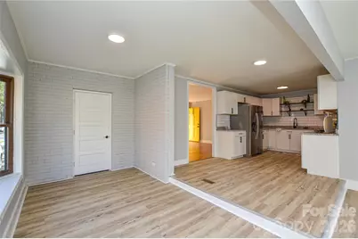 9313 Trinity Road, Charlotte, NC 28216 - Photo 18
