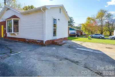 9313 Trinity Road, Charlotte, NC 28216 - Photo 34