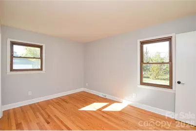 9313 Trinity Road, Charlotte, NC 28216 - Photo 28