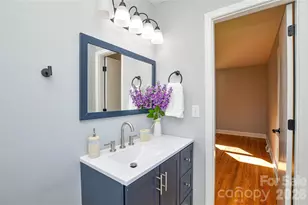 9313 Trinity Rd, Charlotte, NC 28216 - Photo 32