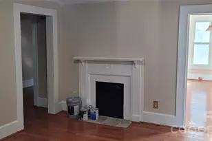 212 E Bell St, Statesville, NC 28677 - Photo 4