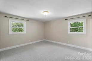 221 Kingsway Cir, Charlotte, NC 28214 - Photo 24