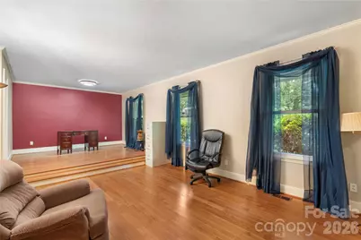 221 Kingsway Circle, Charlotte, NC 28214 - Photo 8
