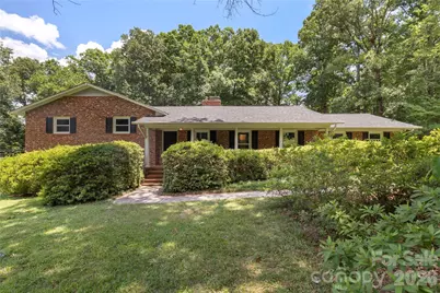 221 Kingsway Circle, Charlotte, NC 28214 - Photo 2