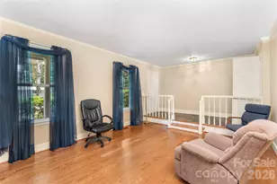 221 Kingsway Cir, Charlotte, NC 28214 - Photo 10