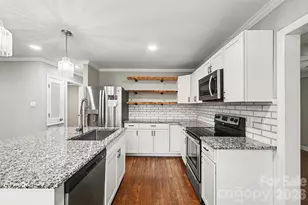 1126 Claremont Rd, Charlotte, NC 28214 - Photo 6