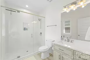 1613 Newcastle St, Charlotte, NC 28216 - Photo 24