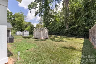 1613 Newcastle St, Charlotte, NC 28216 - Photo 34