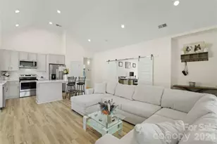 1613 Newcastle St, Charlotte, NC 28216 - Photo 10
