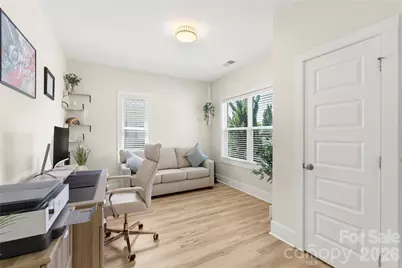 1613 Newcastle Street, Charlotte, NC 28216 - Photo 18