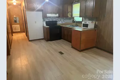 2919 Shell Avenue, Valdese, NC 28690 - Photo 6