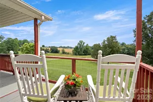 30 Countryside Dr, Hendersonville, NC 28792 - Photo 1
