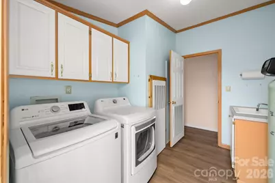 30 Countryside Drive, Hendersonville, NC 28792 - Photo 32