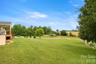 30 Countryside Dr, Hendersonville, NC 28792 - Photo 6
