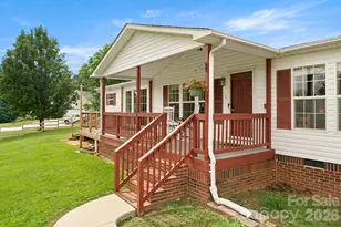 30 Countryside Dr, Hendersonville, NC 28792 - Photo 4