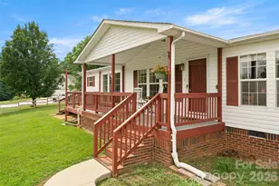 30 Countryside Dr, Hendersonville, NC 28792 - Photo 4