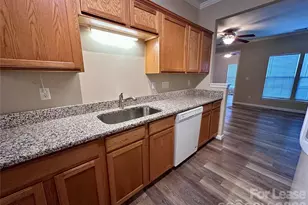 2148 Sail Pointe Ln, Denver, NC 28037 - Photo 4