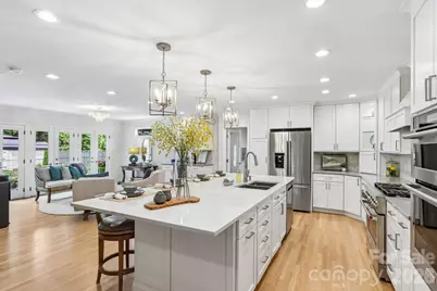 1315 Holmes Drive, Charlotte, NC 28209 - Photo 4