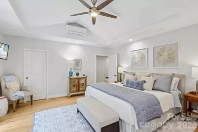 1315 Holmes Drive, Charlotte, NC 28209 - Photo 16