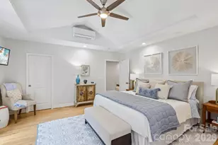1315 Holmes Dr, Charlotte, NC 28209 - Photo 16