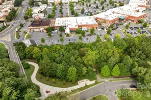 1315 Holmes Dr, Charlotte, NC 28209 - Photo 28