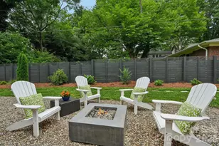 1315 Holmes Dr, Charlotte, NC 28209 - Photo 18