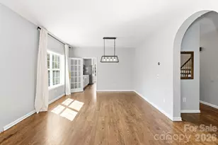 404 Stratford Rd, Asheville, NC 28804 - Photo 8