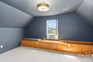 404 Stratford Rd, Asheville, NC 28804 - Photo 16