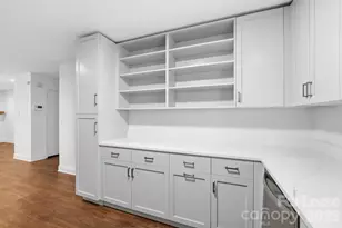 2900 Heathstead Place, Charlotte, NC 28210 - Photo 8