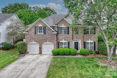 9318 Autumn Applause Drive, Charlotte, NC 28277 - Photo 2
